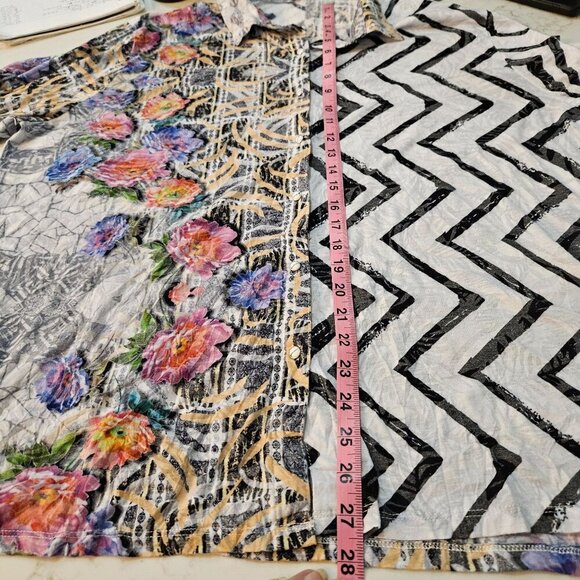 Shana XXL Snap Up Blouse Floral and Chevron Prints Boho Maximalism Artsy - Picture 10 of 12